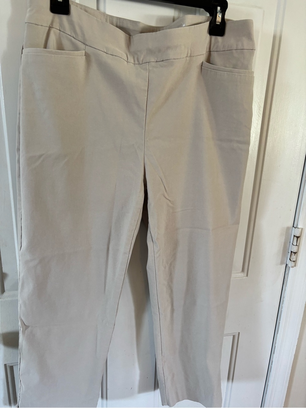 Chico's Beige Cropped Straight-Leg Pants